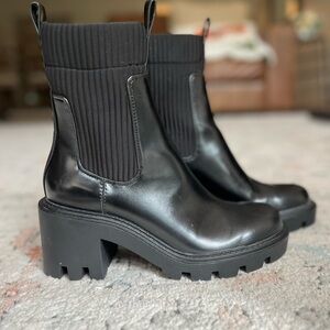 Zara Black Chunky Heel Boots size 39/8.5 women’s